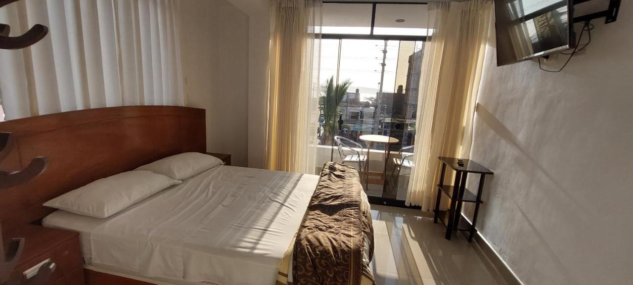 Hotel R. A. C. S. à Paracas Extérieur photo