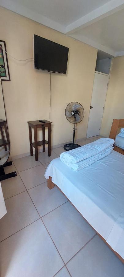 Hotel R. A. C. S. à Paracas Extérieur photo